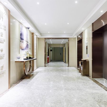 Lavande Hotel Guangzhou Beijing Road Pedestrian Street Haizhu Square Metro Station Branch - Free Deliver Service To Canton Fair Complex During Canton Fair Period Exterior photo