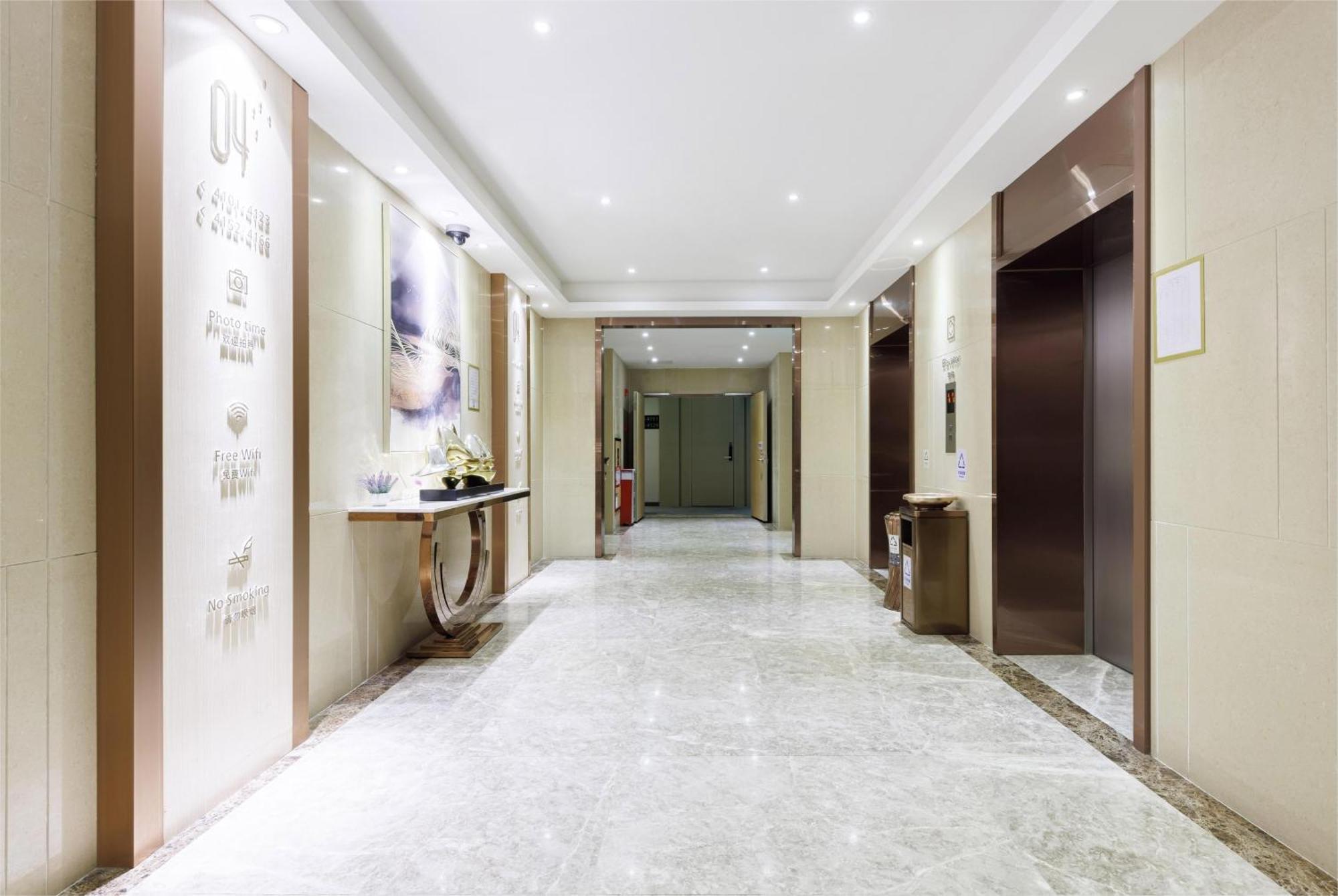Lavande Hotel Guangzhou Beijing Road Pedestrian Street Haizhu Square Metro Station Branch - Free Deliver Service To Canton Fair Complex During Canton Fair Period Exterior photo