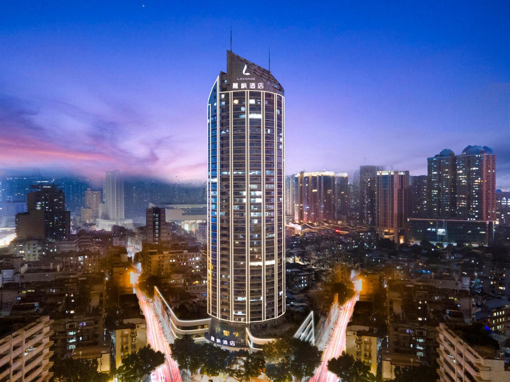 Lavande Hotel Guangzhou Beijing Road Pedestrian Street Haizhu Square Metro Station Branch - Free Deliver Service To Canton Fair Complex During Canton Fair Period Exterior photo
